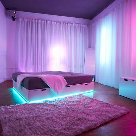 Huge Apartment With Home Cinema And Kitchen In Friedrichshain Berlín Exterior foto